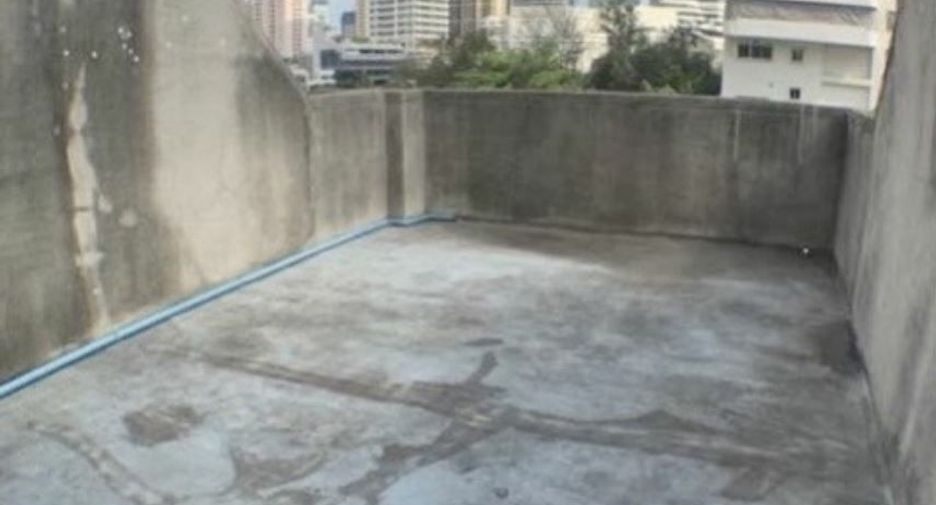 Reihenhaus zur Miete mit 4 Zimmer in Watthana, Bangkok