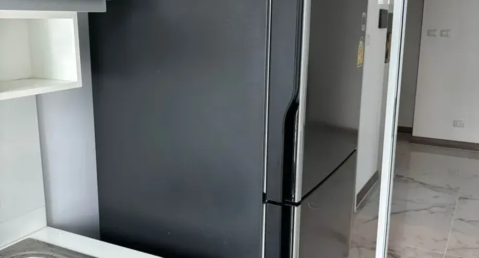 For rent 2 bedrooms condo in Bang Rak, Bangkok