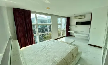 À louer 1 chambre condo à Watthana, Bangkok