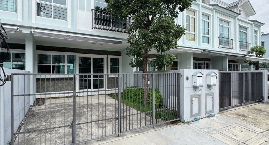 For rent 2 bedrooms townhouse in Prawet, Bangkok