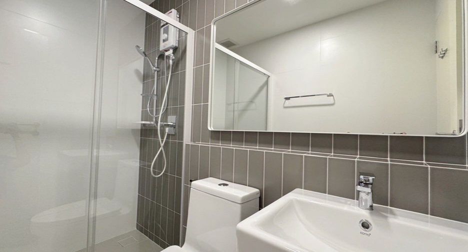 For rent 2 bedrooms townhouse in Prawet, Bangkok