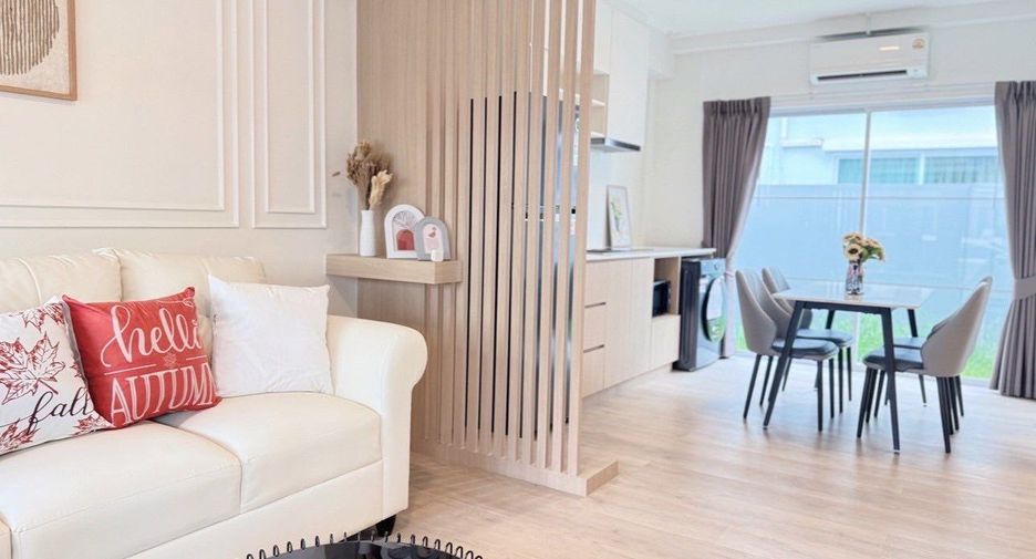 For rent 2 bedrooms townhouse in Prawet, Bangkok