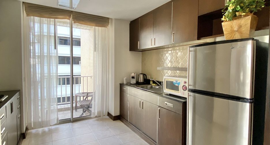For rent 1 bed condo in Pathum Wan, Bangkok
