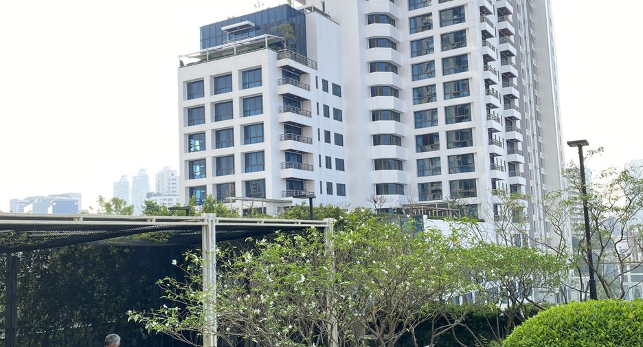 For rent 1 bed condo in Watthana, Bangkok