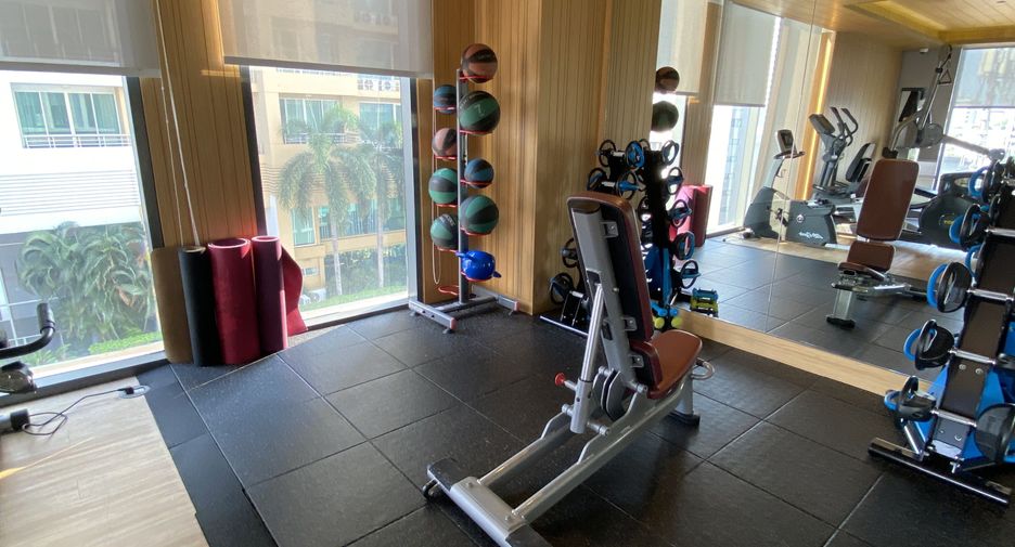 For rent 1 bed condo in Watthana, Bangkok