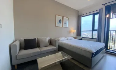 Wohnung zur Miete mit Studio in Watthana, Bangkok