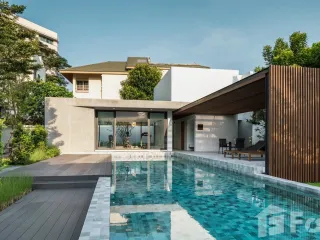 出租 3 卧室 公寓 在 Khlong Toei, 曼谷