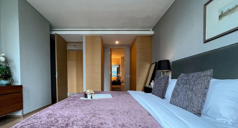 For rent 2 bedrooms condo in Sathon, Bangkok