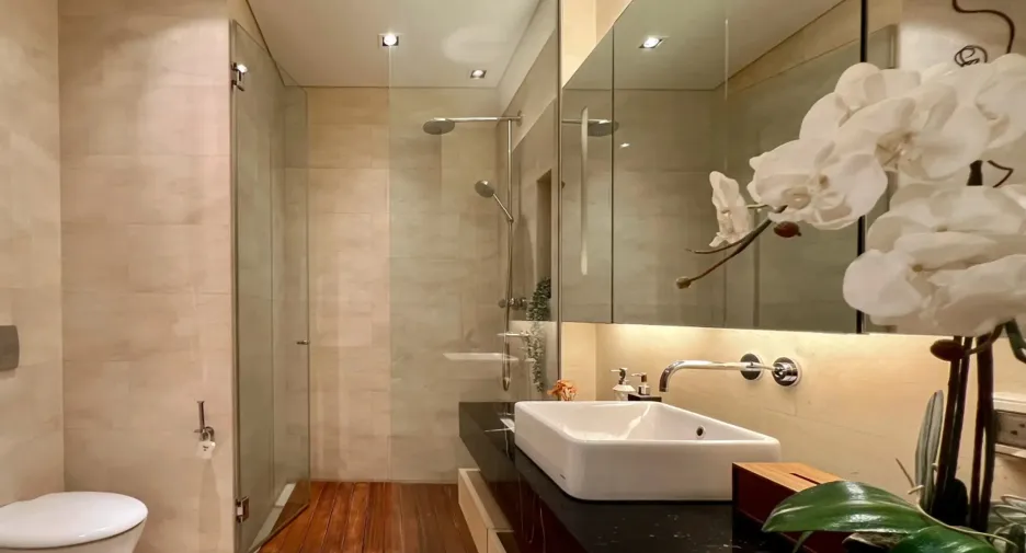 For rent 2 bedrooms condo in Sathon, Bangkok
