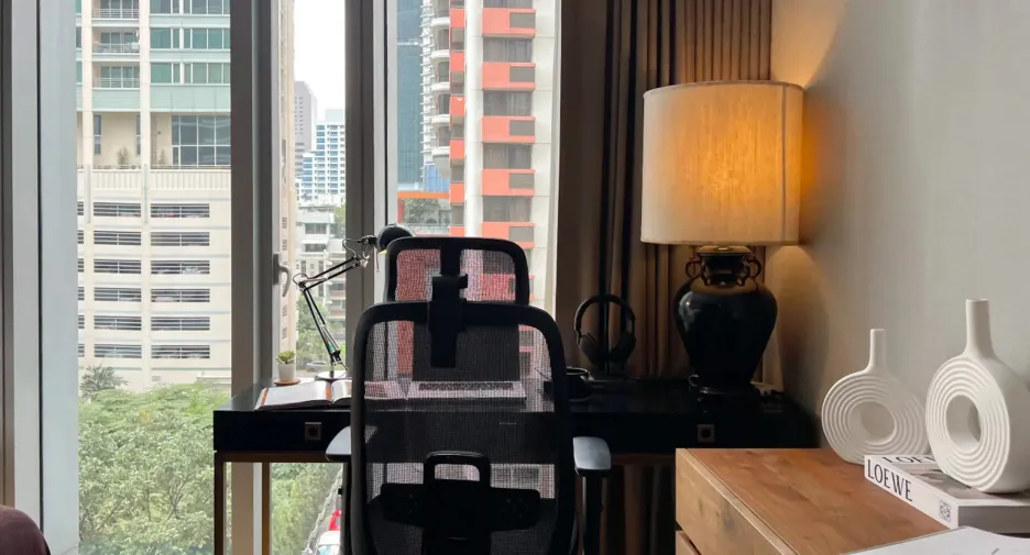 For rent 2 bedrooms condo in Sathon, Bangkok