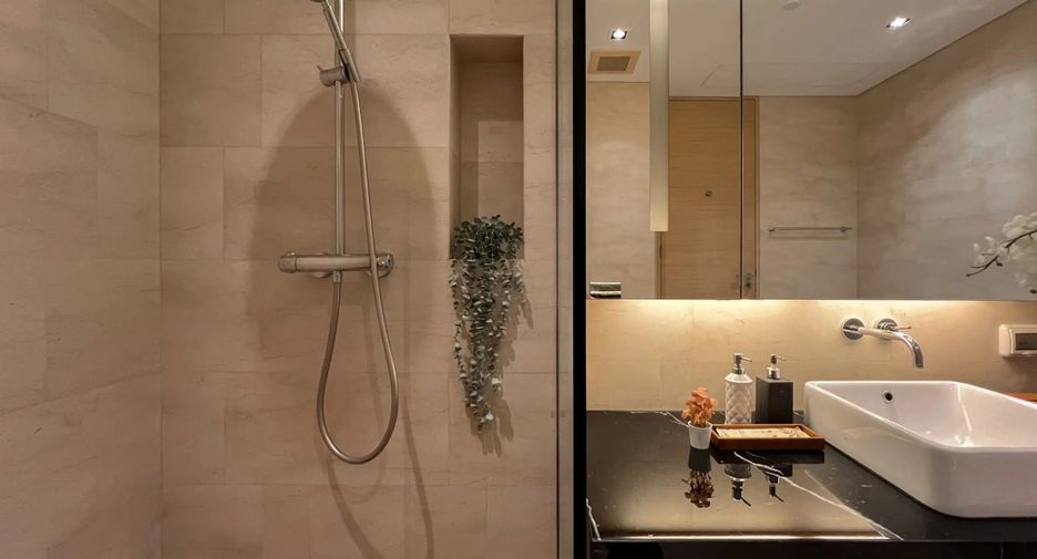 For rent 2 bedrooms condo in Sathon, Bangkok