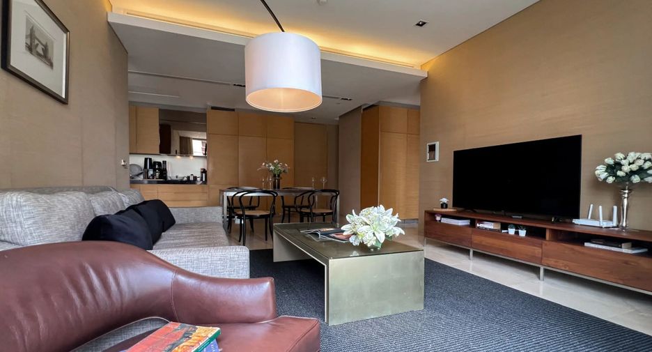 For rent 2 bedrooms condo in Sathon, Bangkok