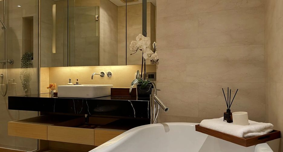 For rent 2 bedrooms condo in Sathon, Bangkok