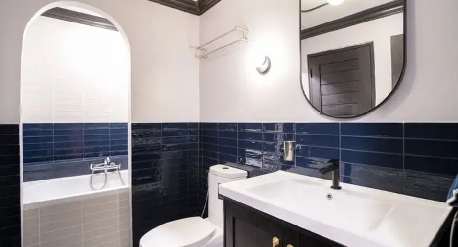 Wohnung zur Miete mit 3 Zimmer in Watthana, Bangkok