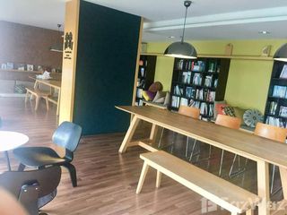 出租 2 卧室 公寓 在 Huai Khwang, 曼谷