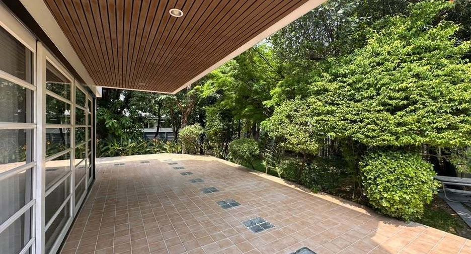 For rent 4 ベッドルーム house in Watthana, Bangkok