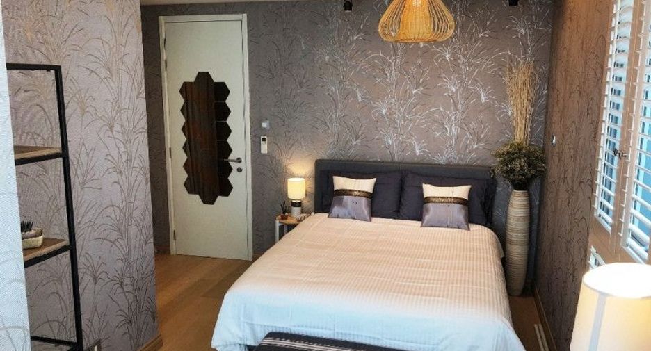 For rent 1 bed condo in Watthana, Bangkok