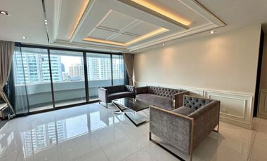 Condo en alquiler de 3 habitaciones en Khlong Toei, Bangkok