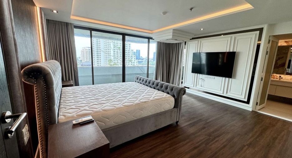 Wohnung zur Miete mit 3 Zimmer in Khlong Toei, Bangkok