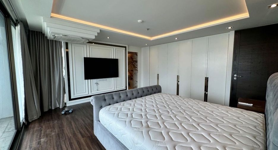 Wohnung zur Miete mit 3 Zimmer in Khlong Toei, Bangkok