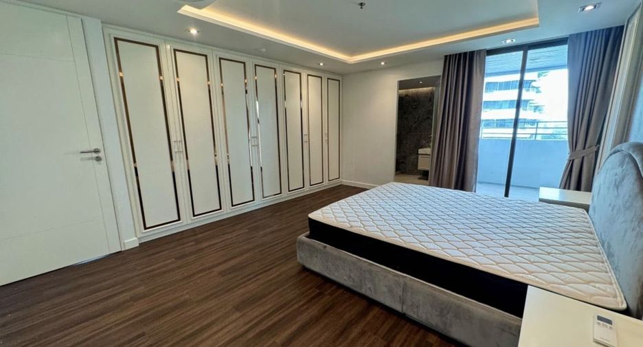 Wohnung zur Miete mit 3 Zimmer in Khlong Toei, Bangkok