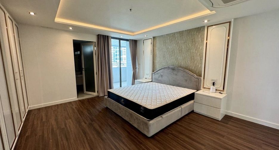 Wohnung zur Miete mit 3 Zimmer in Khlong Toei, Bangkok