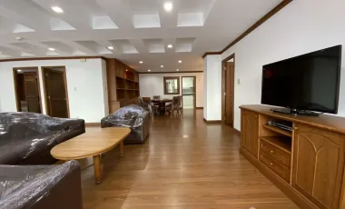 Wohnung zur Miete mit 3 Zimmer in Khlong Toei, Bangkok