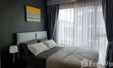 Condo en alquiler de 2 habitaciones en Huai Khwang, Bangkok