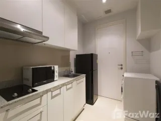For rent 3 ベッドルーム condo in Khlong Toei, Bangkok