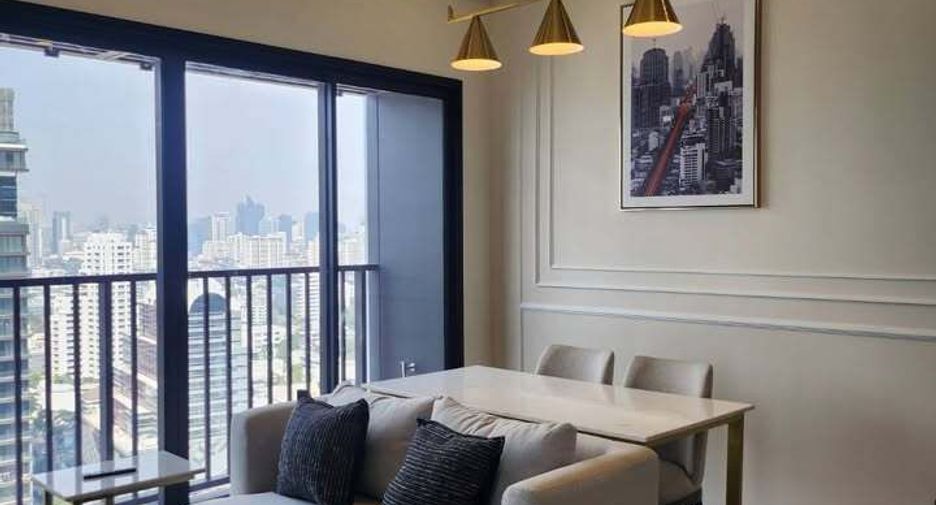 For rent 2 bedrooms condo in Watthana, Bangkok