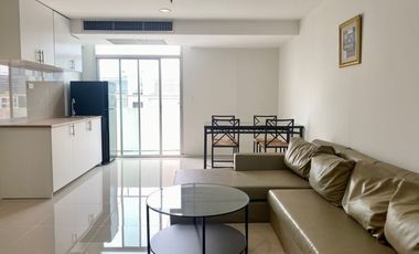 Apartment zur Miete mit 2 Zimmer in Khlong Toei, Bangkok