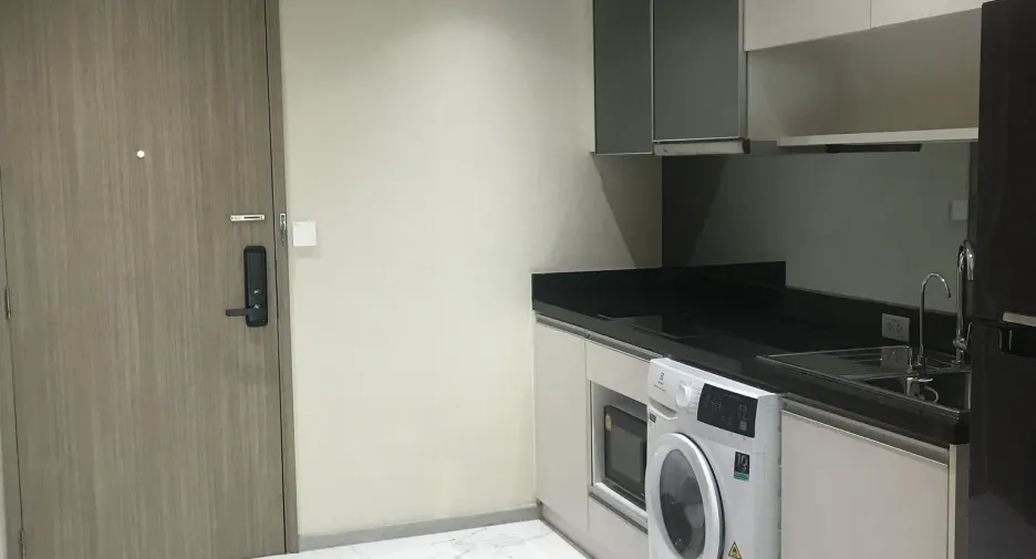 Wohnung zur Miete mit 2 Zimmer in Khlong Toei, Bangkok