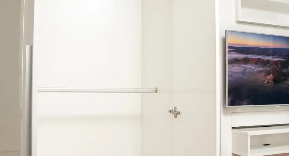 For rent 3 bedrooms condo in Huai Khwang, Bangkok