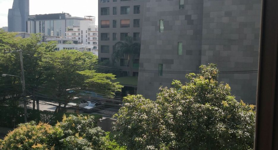 Condo en alquiler de 1 habitaciones en Khlong Toei, Bangkok