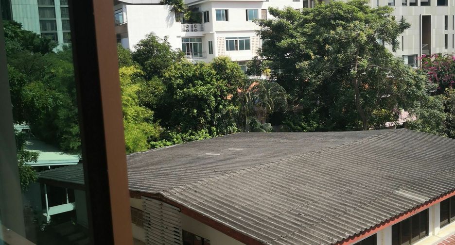 Condo en alquiler de 1 habitaciones en Khlong Toei, Bangkok