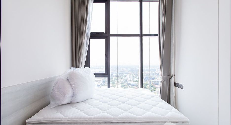 For rent 1 bed condo in Phra Khanong, Bangkok