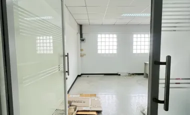For rent office in Khlong Toei, Bangkok