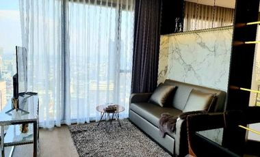 For rent 2 bedrooms condo in Bang Rak, Bangkok