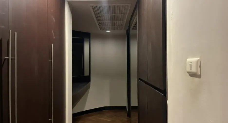 Аренда 3 спальни кондо в Кхлонг Тоеи, Бангкок