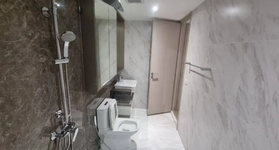 For rent 1 Beds condo in Khlong Toei, Bangkok