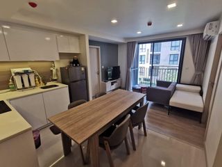 For rent 2 bedrooms condo in Huai Khwang, Bangkok