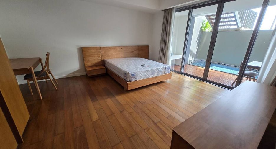 Villa en alquiler de 4 habitaciones en Yan Nawa, Bangkok
