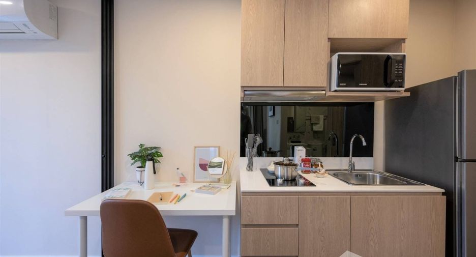 For rent studio condo in Yan Nawa, Bangkok