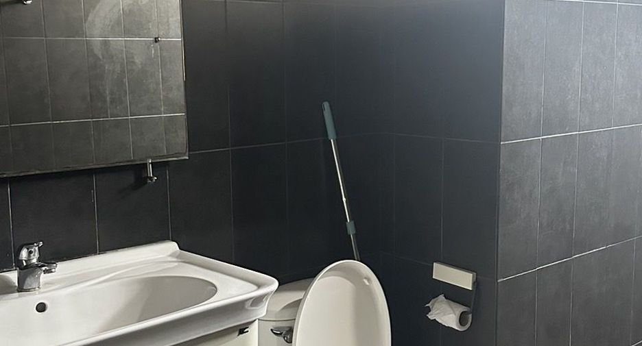 Wohnung zur Miete mit 2 Zimmer in Watthana, Bangkok