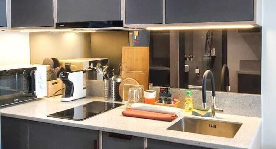 For rent 1 Beds condo in Bang Rak, Bangkok