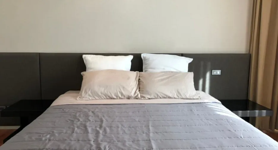 For rent 1 bed condo in Pathum Wan, Bangkok