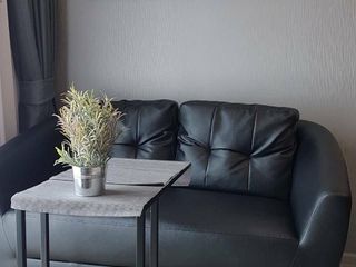 Condo en alquiler de 2 habitaciones en Huai Khwang, Bangkok