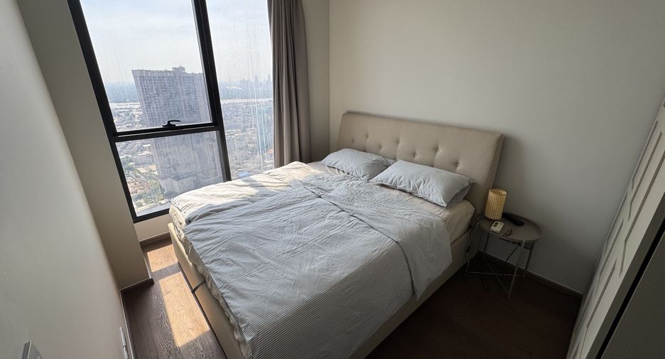 For rent 2 bedrooms condo in Khlong Toei, Bangkok