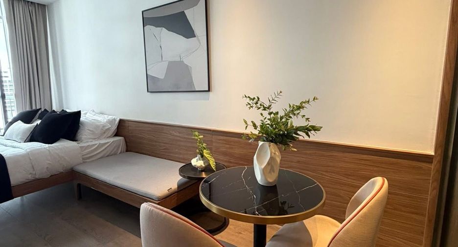 For rent スタジオ condo in Khlong Toei, Bangkok