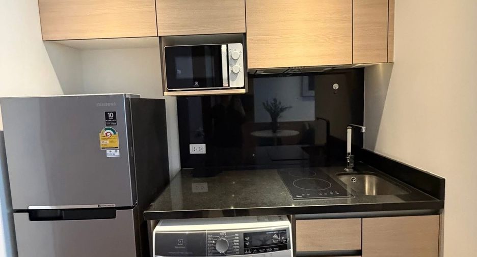 For rent スタジオ condo in Khlong Toei, Bangkok